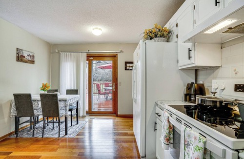 Maplewood House | Deck & Outdoor Dining! Spacious St Paul Getaway