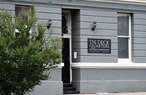 Mansfield Apartment | Deck Quarters - The Westwing