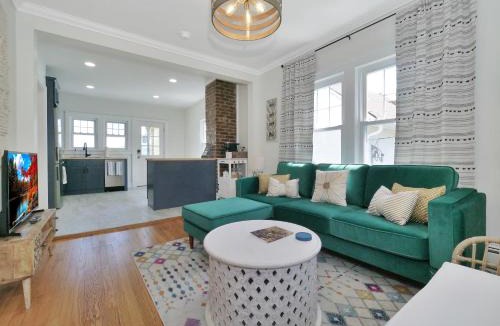 Newburgh Apartment | Deck View of Hudson River & Mt Beacon/Boho Suite