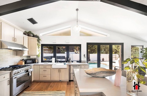Malibu House | Deck w/Canyon View|Private Pool & Outdoor Tub