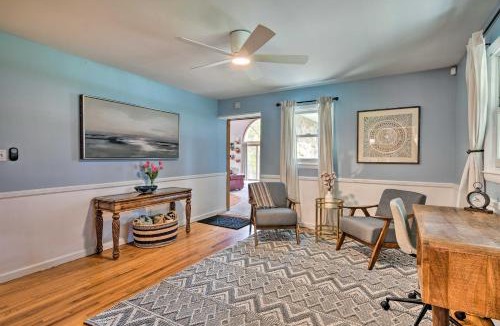 Monroe House | Decked-Out Home Hot Tub, Pool, Fire Pit and More!