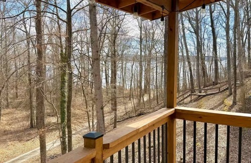 Springville House | Decked Out Lake View & Access, Hot Tub & Kayaks