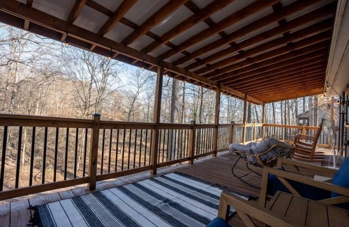 Springville House | Decked Out Lake View & Access, Hot Tub & Kayaks