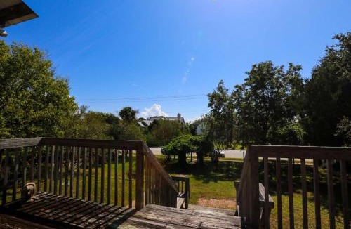 Sullivan's Island House | Decked Out