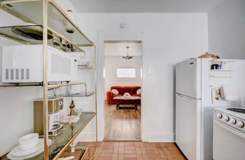 Albuquerque Cottage | Deco Chic Casita blocks from Trendy EDO
