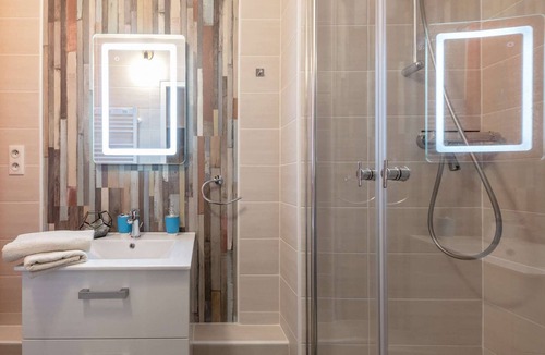 Le Puy-en-Velay Apartment | ★ Deco ★ City centre ★ Easy Parking ★ WIFI ★