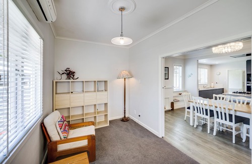 Marewa House | Deco-licious - Napier Holiday Home