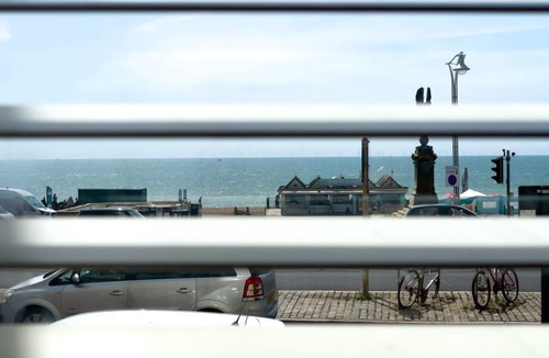 Seafront Apartment | Deco Seafront | By My Getaways