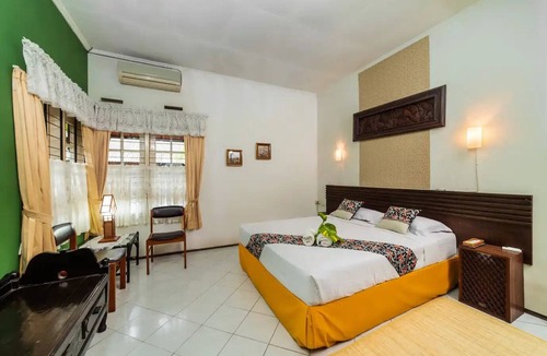 Sidomulyo House | Dedaunan Guesthouse