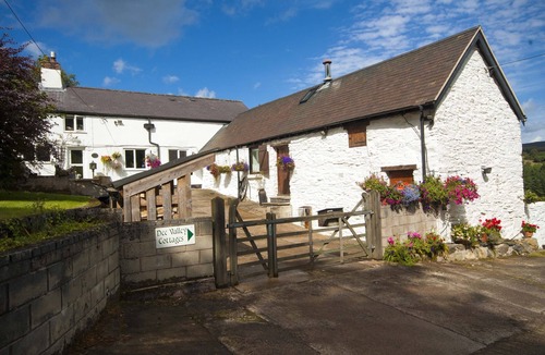 Glyn-Dyfrdwy Cottage | Dee Valley Cottages - Wagtails Cottage