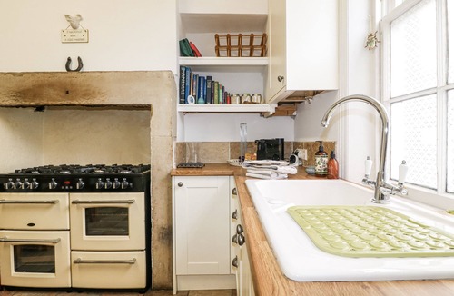 Beeley Cottage | Deeley House