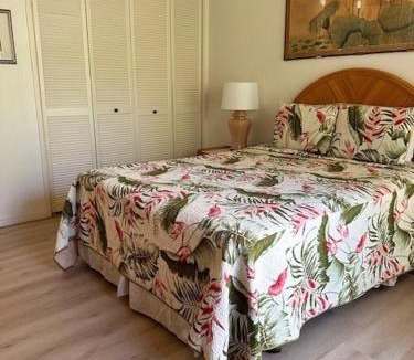 Kahuku Apartment | Deep Blue Condo