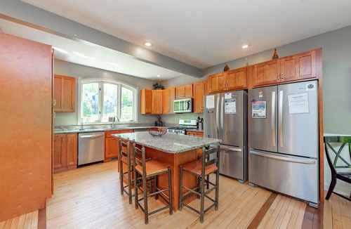 Thayerville House | Deep Creek Gem w/Views, Fire Pit & Pool Table