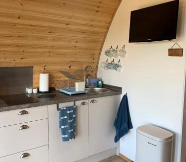 Low Catton Ski Chalet | Deep Dale- Bugthorpe Grange Glamping