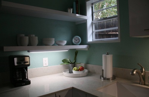 Westfield Cottage | Deep Eddy Cottage - Ideal Austin location