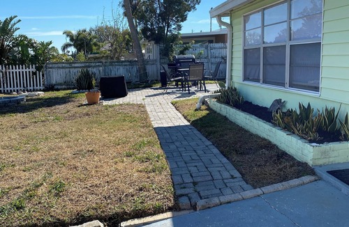 Pleasure Isles House | Deep water canal!