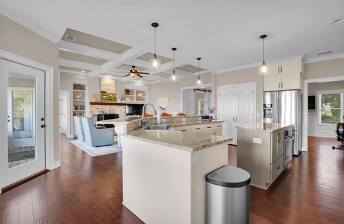 Midway House | Deep water/Marsh View, Sleeps 10