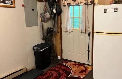 Russell Cabin | Deep Woods Cabins Relaxing 2 bedroom cabin # 6