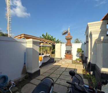 Buleleng House | Deepa villa lovina