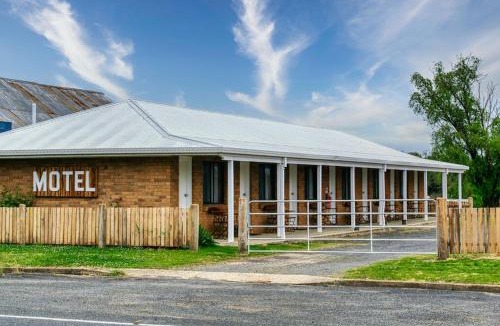 Deepwater Hotel | Deepwater Hotel