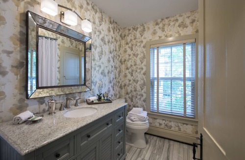 Woodstock Bed & Breakfast | Deer Brook Inn
