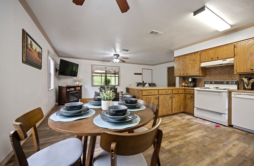 Broken Bow Cabin | Deer Crossing Cabin Cabin in heart of Hochatown, 259, Broken Bow Lake