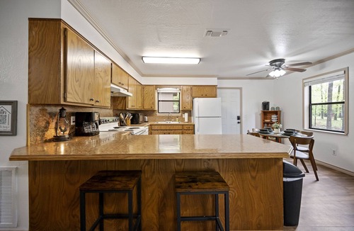 Broken Bow Cabin | Deer Crossing Cabin Cabin in heart of Hochatown, 259, Broken Bow Lake