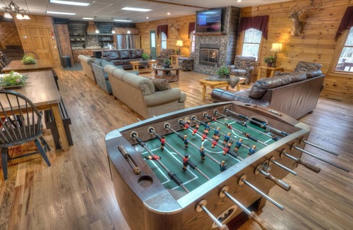 Sautee Nacoochee House | Deer Crossing Lodge- PERFECT LODGE RETREAT FOR YOUR FAMLY REUNION