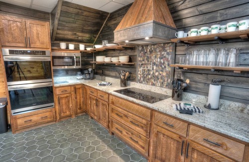 Sautee Nacoochee House | Deer Crossing Lodge- PERFECT LODGE RETREAT FOR YOUR FAMLY REUNION