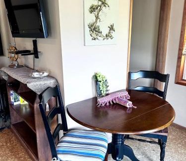 Deer Harbor House | Deer Harbor Cottage & Suites