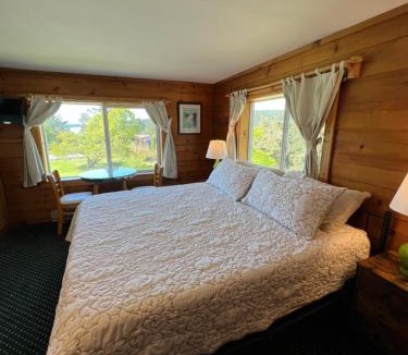 Deer Harbor Hotel | Deer Harbor Inn