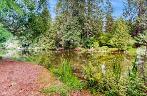 Allyn-Grapeview House | Deer Harbor