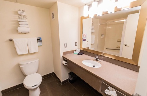 Deer Lake Hotel | Deer Lake Horizon Hotel, BW Signature Collection