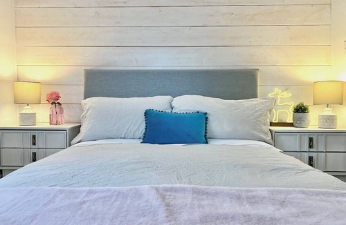 Rye Other | DEER LAKE LODGE: A Historic Gem