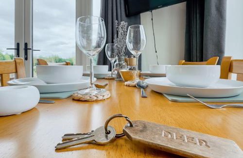 Huntingdon House | Deer Lodge - Ukc4325