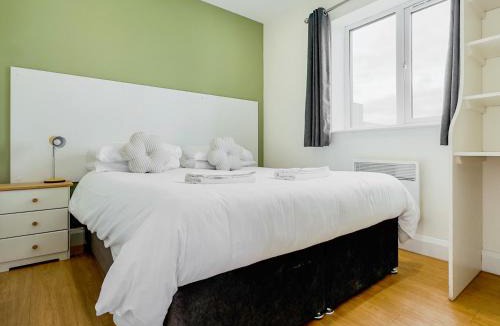 Huntingdon House | Deer Lodge - Ukc4325