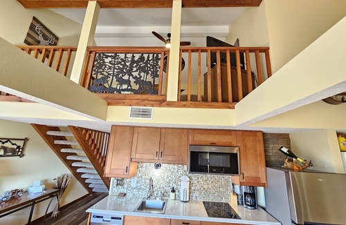 Table Rock Condo | Deer Mountain Branson Suite Overlooking Pointe Royale Golf Course in Branson!