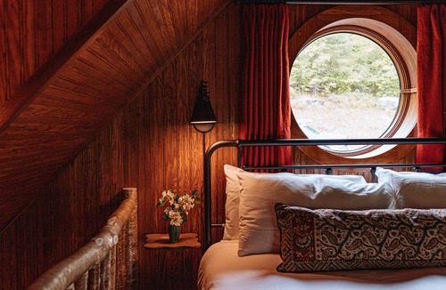 Haines Falls Hotel | Deer Mountain Inn