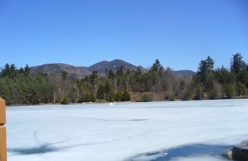 North Woodstock Condo | Deer Park/Loon Mtn. - Riverfront Condo 7 minutes from Loon