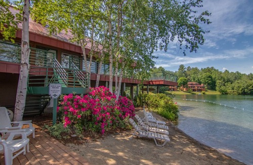 North Woodstock Apartment | Deer Park-Shuttle-Amenities- Fireplace