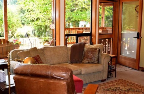 Port Angeles House | Deer Park: Tranquil Retreat with a Glorious Yard