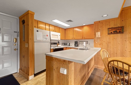 Gatlinburg Condo | Deer Ridge C208 | Fireplace, Incredible Views
