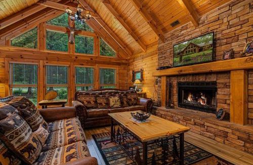 Ridgedale House | Deer Tracks with HotTub, GameTable