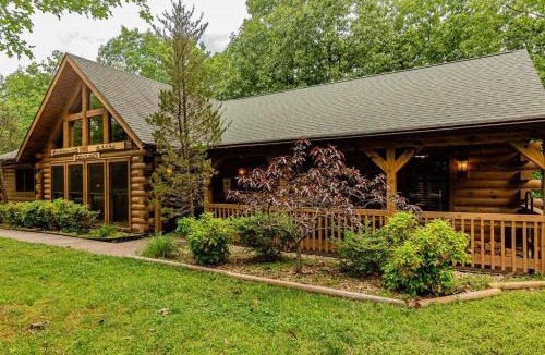 Ridgedale House | Deer Tracks with HotTub, GameTable