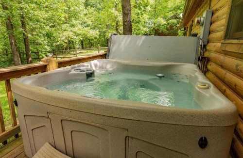 Ridgedale House | Deer Tracks with HotTub, GameTable