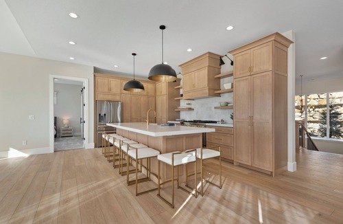 Heber House | Deer Valley views, sleeps 16, hot tub, deck, gym