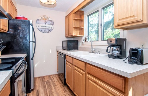 Canandaigua Condo | Deer View: "Modern Condo Minutes from Bristol Ski Mountain and Wineries"