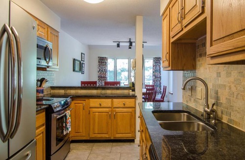 West Hartford House | Deere Run 10C