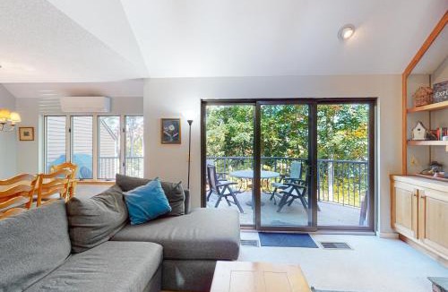 West Hartford House | Deere Run 3B