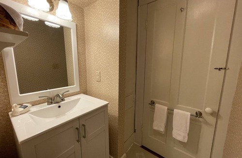 West Dover Bed & Breakfast | Deerfield Valley Inn